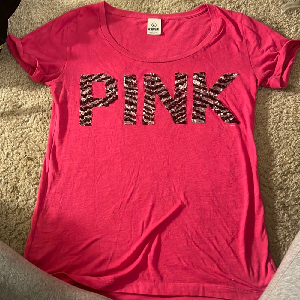 Pink sequins tee